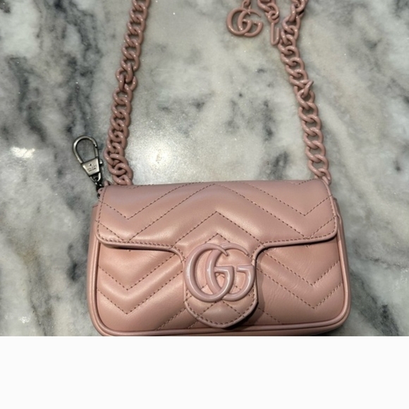 Gucci Pink Quilted Leather Shoulder Bag - Picture 2 of 12